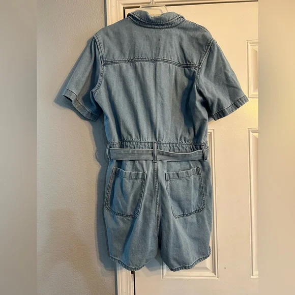 Universal Thread Light Blue Denim Romper - Picture 4 of 6